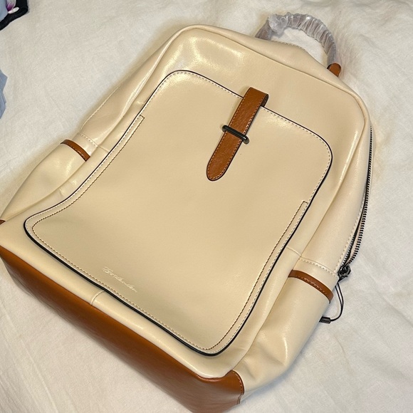 Bostanten Leather BackPack - Picture 7 of 8